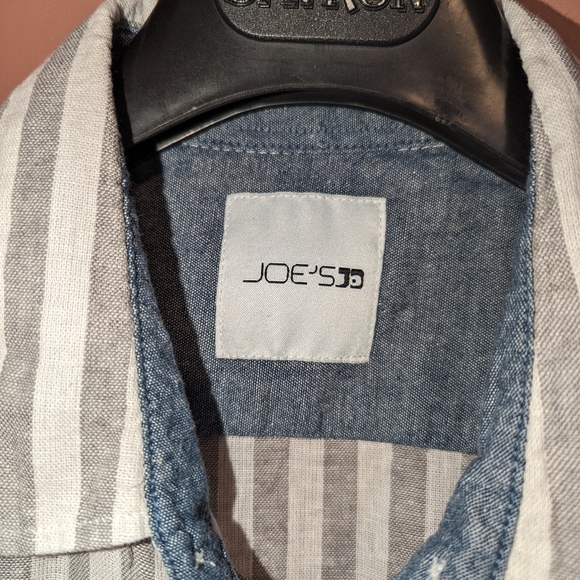 3/$20 - Joe's Jeans - Linen Short Sleeve Button-up - Picture 4 of 5